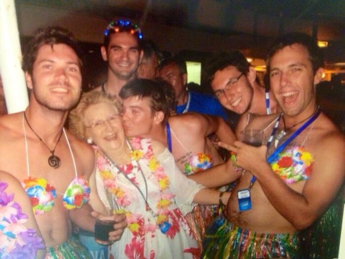 Encontrado en la cámara de una abuela tras un crucero de Año Nuevo
