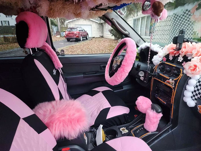 Mi sobrina recibió su primer coche y le hacía ilusión decorarlo