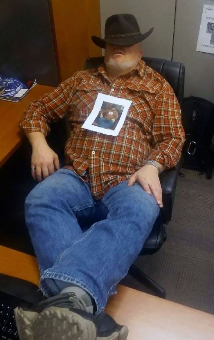 Tenía que demostrar a mi compañero que duerme muy profundamente