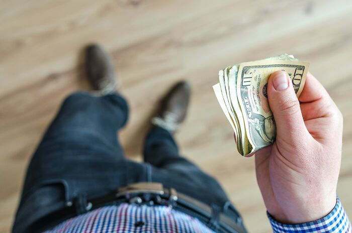 20 Ex-empleados comparten secretos impactantes sobre sus antiguos lugares de trabajo