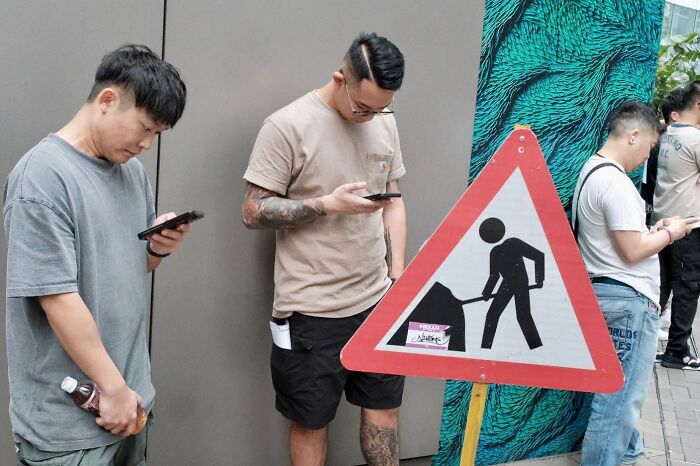 30 Perfectly Timed Shots By Edas Wong (New Pics)