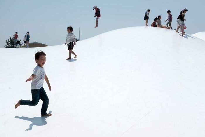 30 Perfectly Timed Shots By Edas Wong (New Pics)