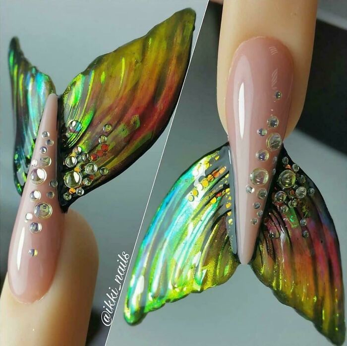 Uñas en forma de cola de sirena