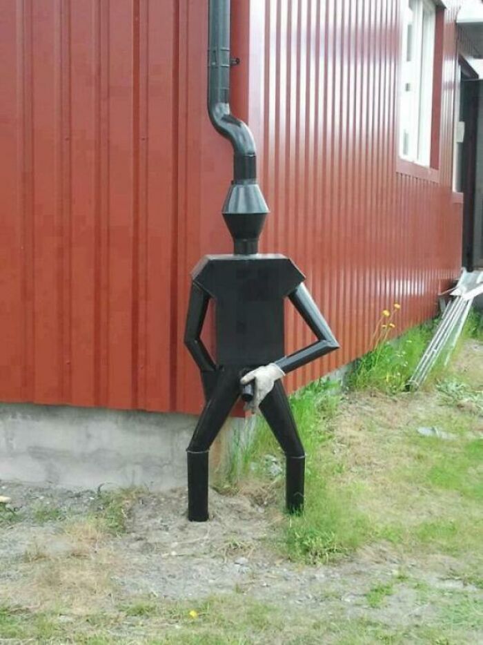 Este bajante del canalón