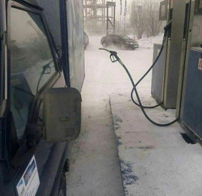 ‘Please Hesitate To Reach Out’: 50 Pics That Are Beyond Bizarre And Ridiculously Confusing