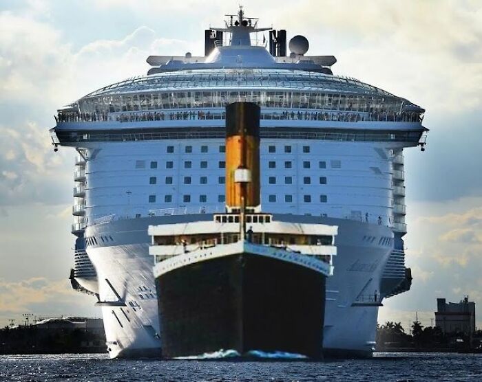 Comparación de tamaño entre el Titanic y un crucero moderno