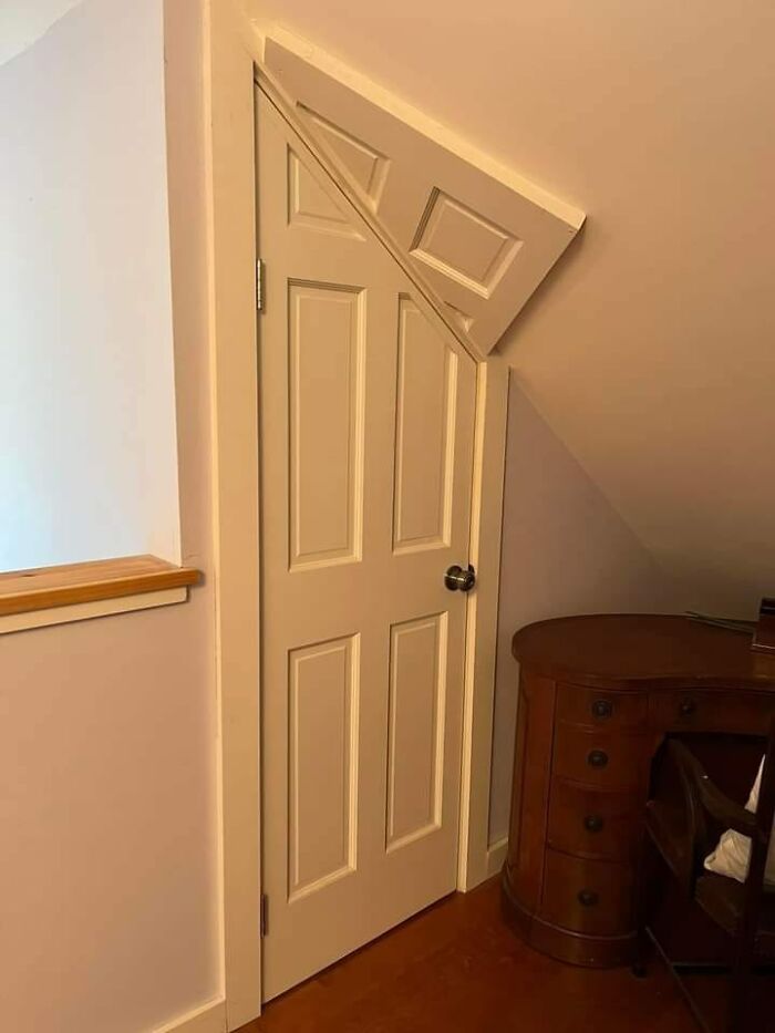 50 Weird Images That Need No Context Whatsoever To Be Hilarious, As Seen On This FB Page