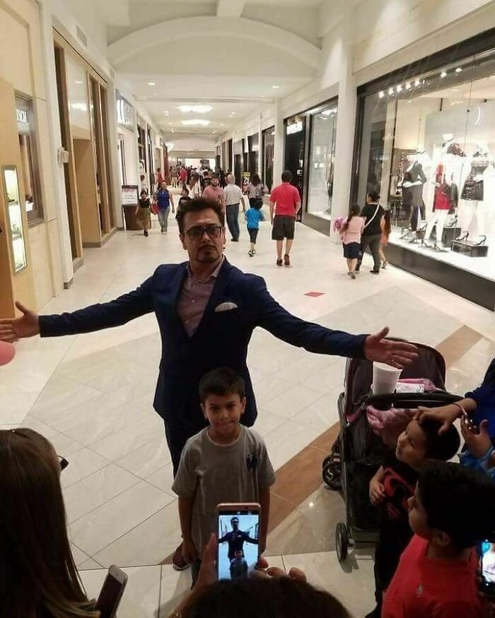 Cuando te encuentras a Robert Downy Jr. en un centro comercial de Texas