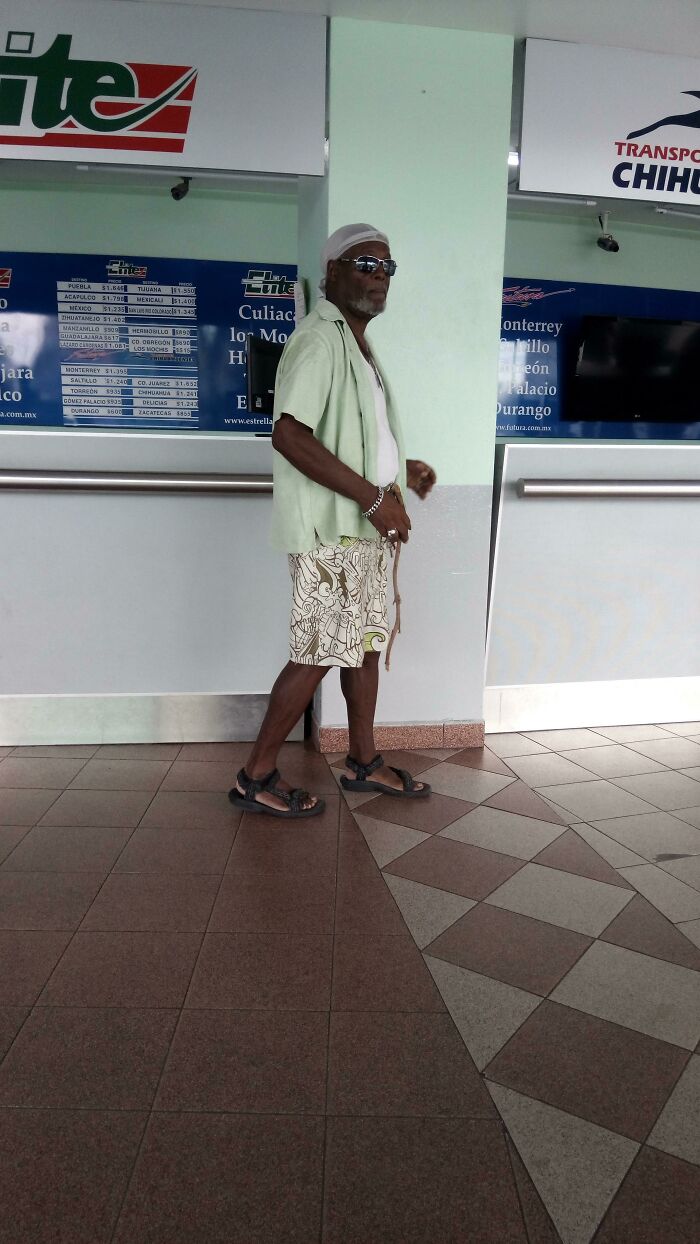 No es Samuel L. Jackson en una estación de autobuses