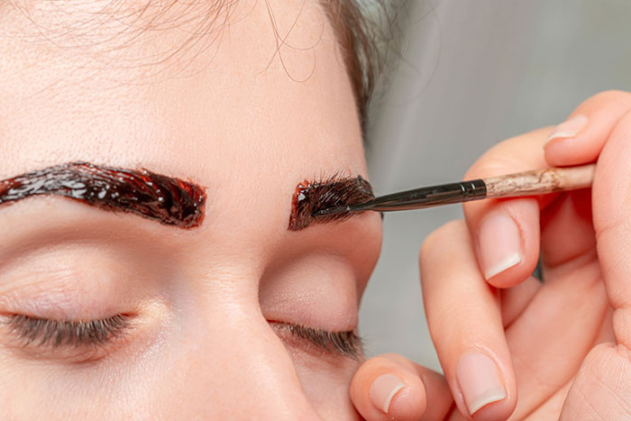 20 Personas opinan sobre los estándares de belleza más horrendos de la actualidad