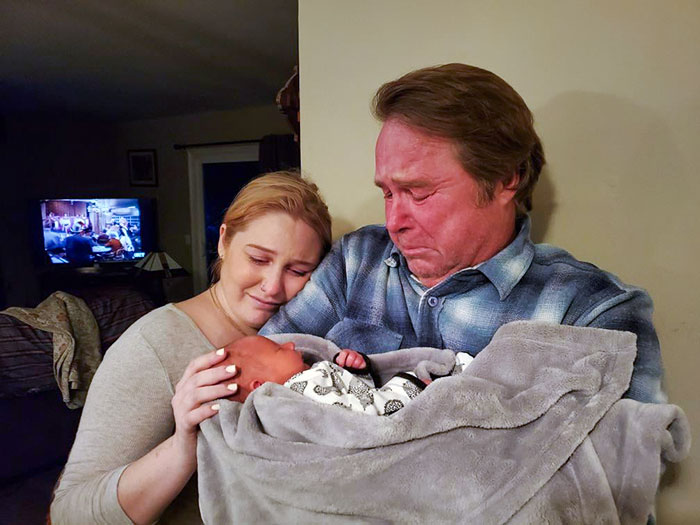 Mi padre conoció a su primer nieto