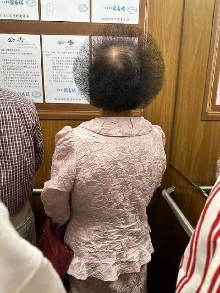 50 Weird Images That Need No Context Whatsoever To Be Hilarious, As Seen On This FB Page