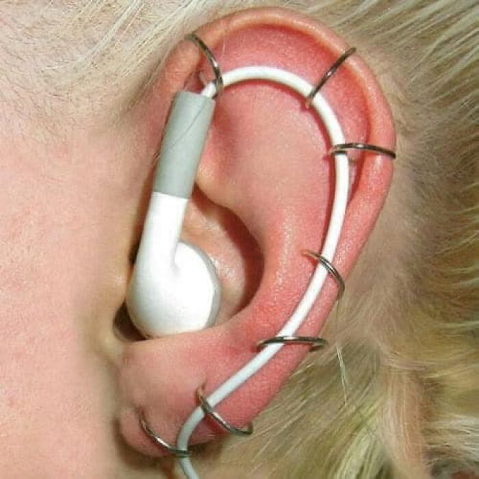50 ‘Things In Places They Shouldn't Be’ To Make Your Day Better (New Pics)