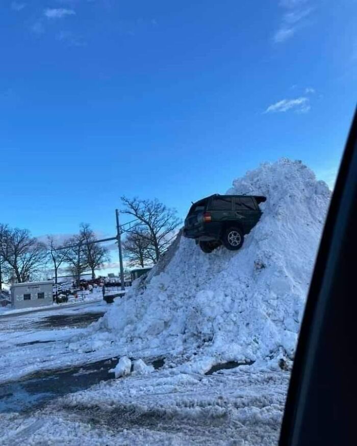 50 Pics Of People Having A Worse Day Than You, As Shared On This Facebook Page