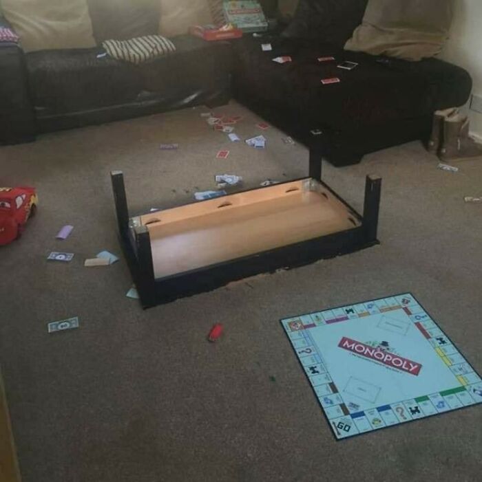 50 Pics Of People Having A Worse Day Than You, As Shared On This Facebook Page