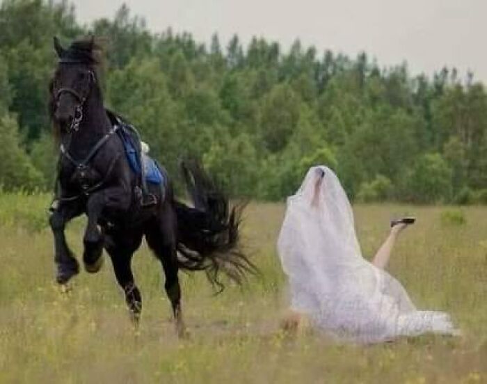 50 Pics Of People Having A Worse Day Than You, As Shared On This Facebook Page
