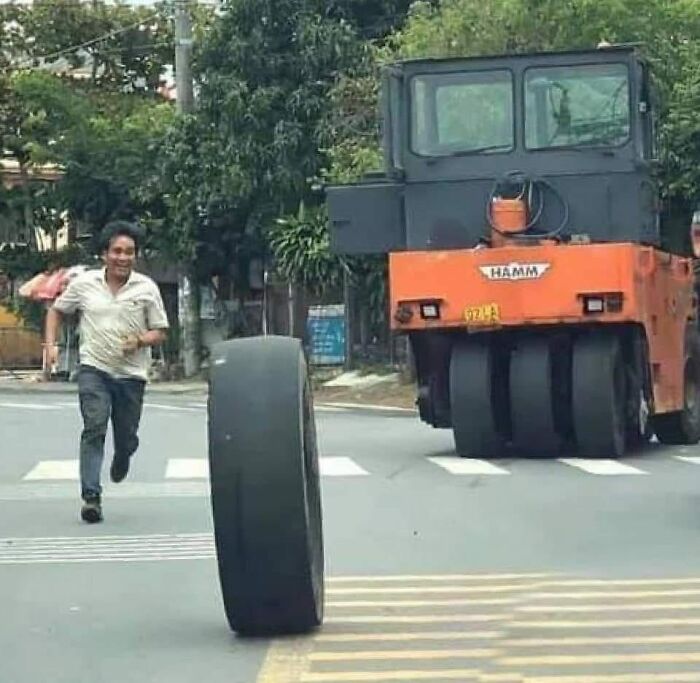 50 Pics Of People Having A Worse Day Than You, As Shared On This Facebook Page