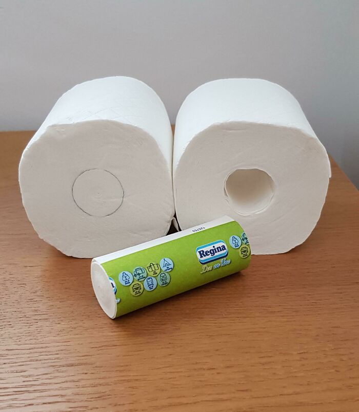 Papel higiénico con un mini rollo dentro en vez de un hueco dentro del cilindro de cartón