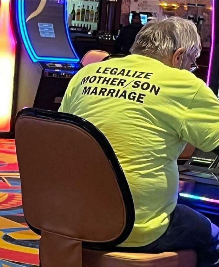 Legalicen el matrimonio entre madre e hijo