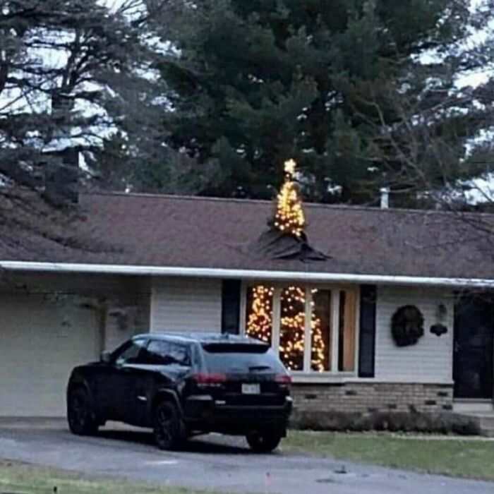 50 Of The Most Bizarre Pics That Got Posted On This No Context Instagram Page