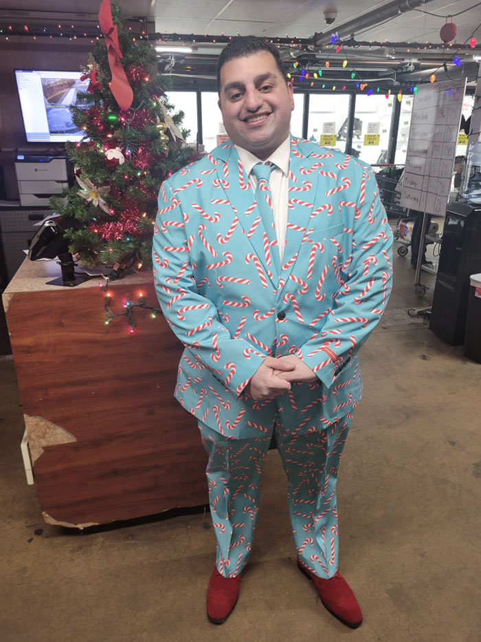 Todos los años me visto apropiadamente para trabajar en Nochebuena