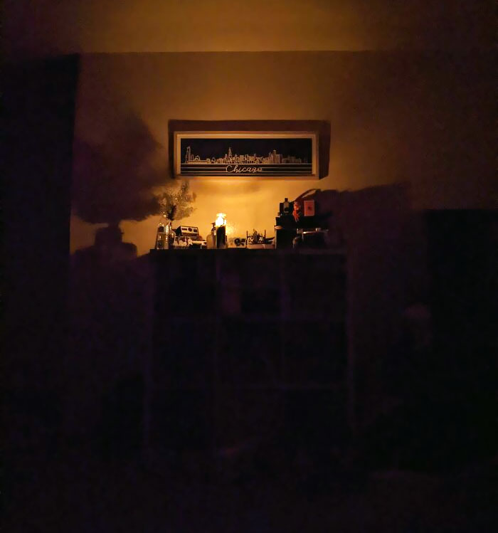 Mi familia tiene covid, no tenemos electricidad desde hace 8 horas y lo que había en la nevera se ha echado a perder. Feliz año nuevo