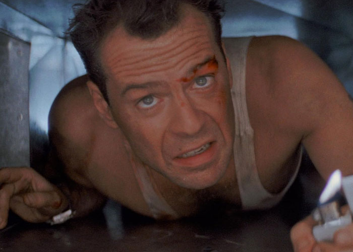 21 Detalles muy irreales que salen en las películas y molestan a la audiencia