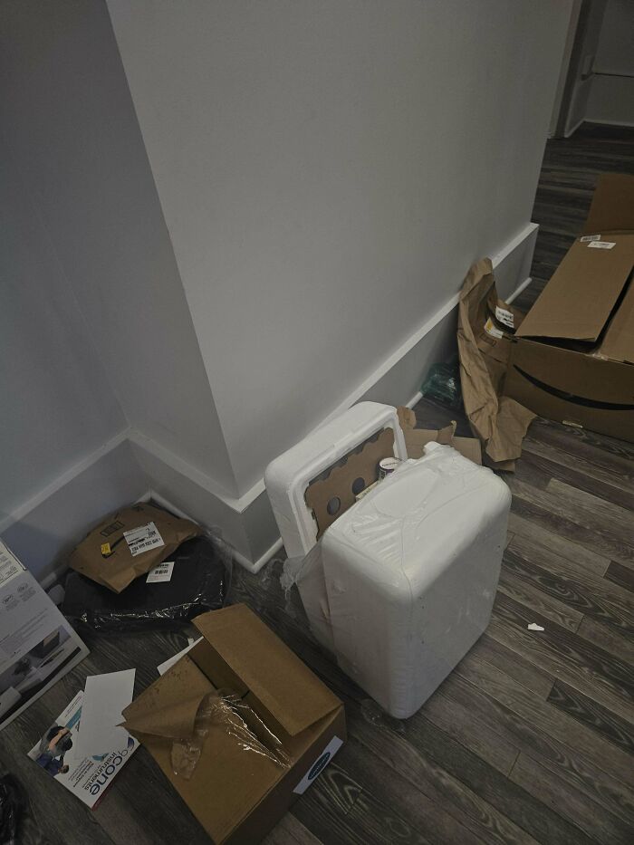 Alguien ha abierto todos los paquetes del cuarto de correo de mi edificio durante año nuevo