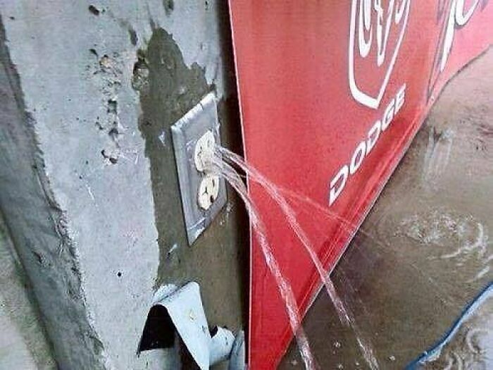 50 Times “Idiots At Work” Showed Just How Stupid Humans Can Be