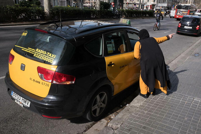 30 Best Fun Accidents Captured On Streets By This Photographer (New Pics)