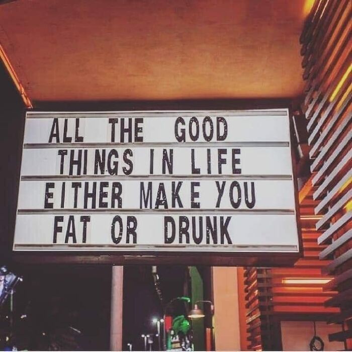50 Times Signs Had No Right To Be This Funny, As Shared In This Facebook Group