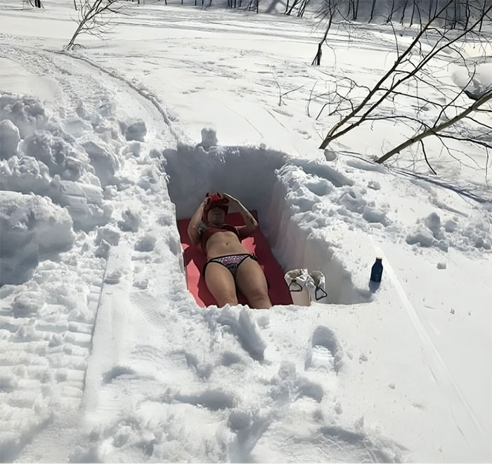 37 Bizarre Human Moments, As Shared On “Humans Doing Human Things” (New Pics)