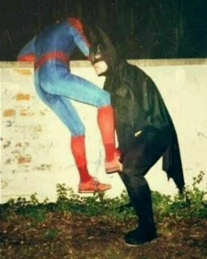 “Some Images” That Need No Context Whatsoever To Be Hilarious, As Seen On This FB Page