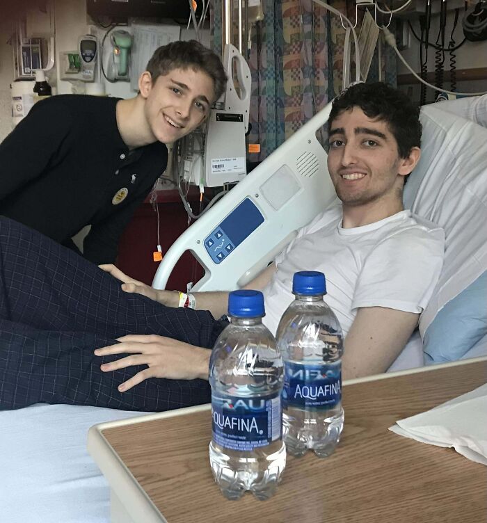 Hace 5 años mi hermano donó su médula para curar mi leucemia. Gracias a su regalo ahora podemos crecer e irnos de viaje juntos