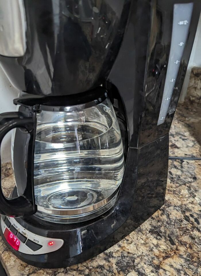 Me di cuenta de que se me había olvidado lo más importante al preparar café