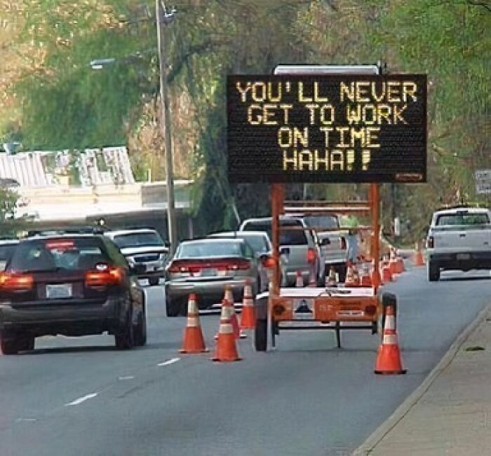 40 Chaotically Funny Signs Found In The Wild That Simply Had To Be Shared