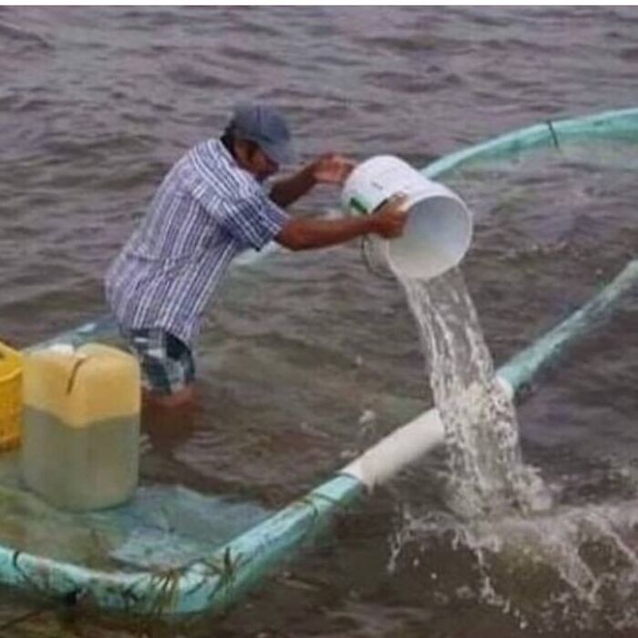 50 Cursed Images That Get Weirder The More You Scroll, As Shared On This Instagram Account