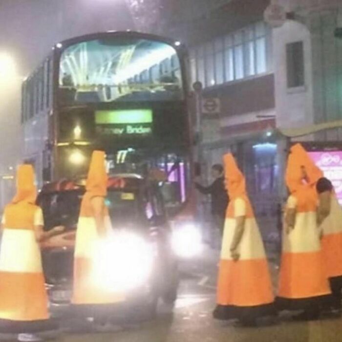 50 Cursed Images That Get Weirder The More You Scroll, As Shared On This Instagram Account