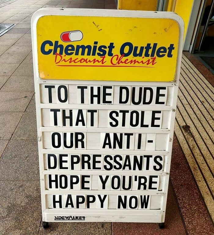 40 Chaotically Funny Signs Found In The Wild That Simply Had To Be Shared