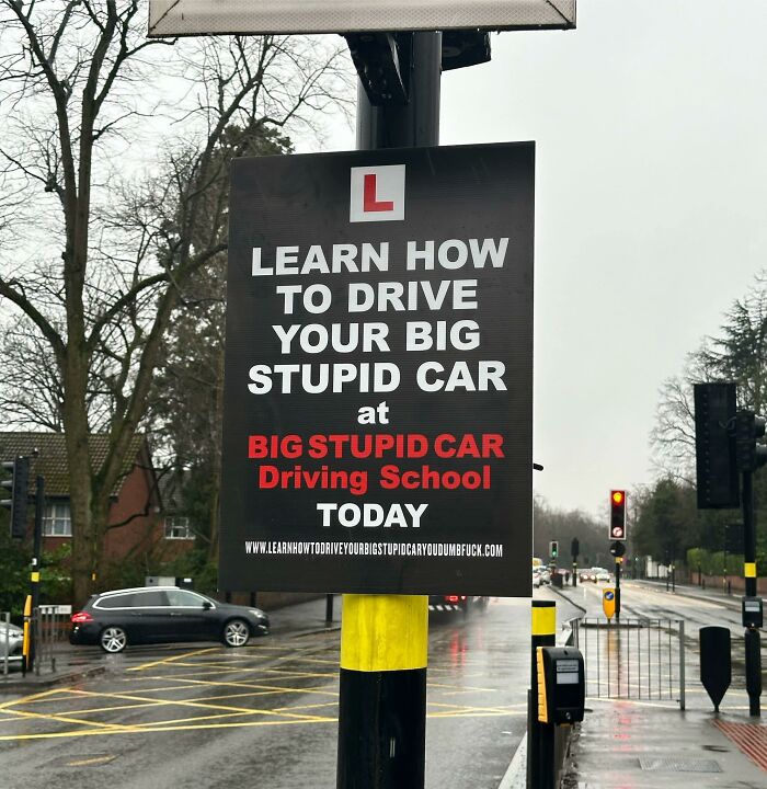 30 Times People Spotted Such A Surprisingly Funny Sign That They Just Had To Take A Picture