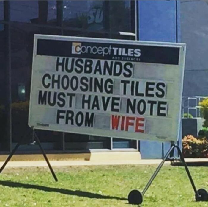 50 Signs That Are Poorly Placed, Badly Designed Or Simply Funny, Shared In This FB Group