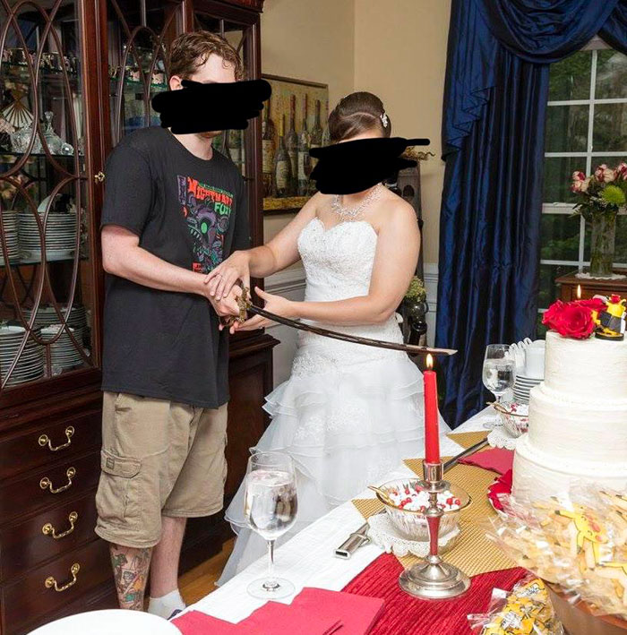 La idea del novio de vestirse para la ocasión