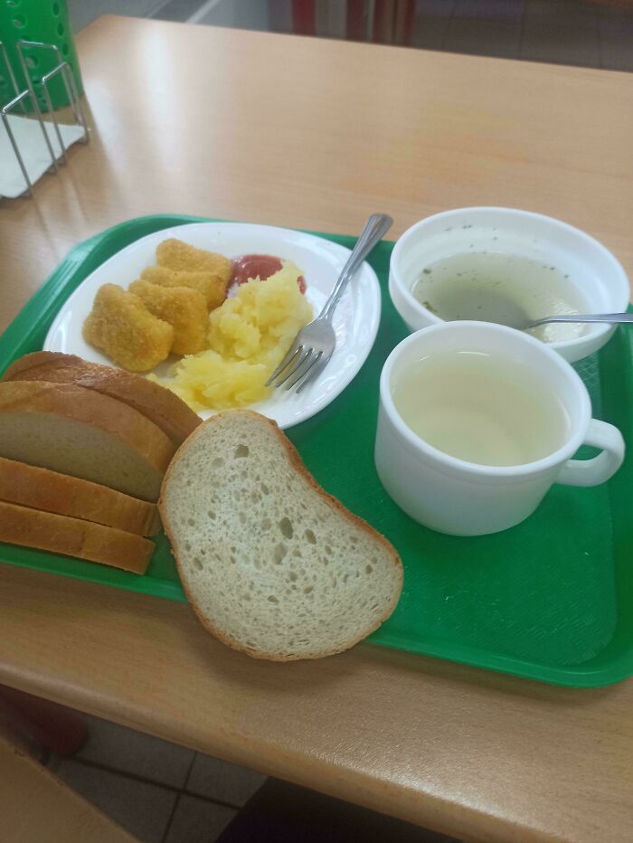 Almuerzo de hoy en un colegio ruso