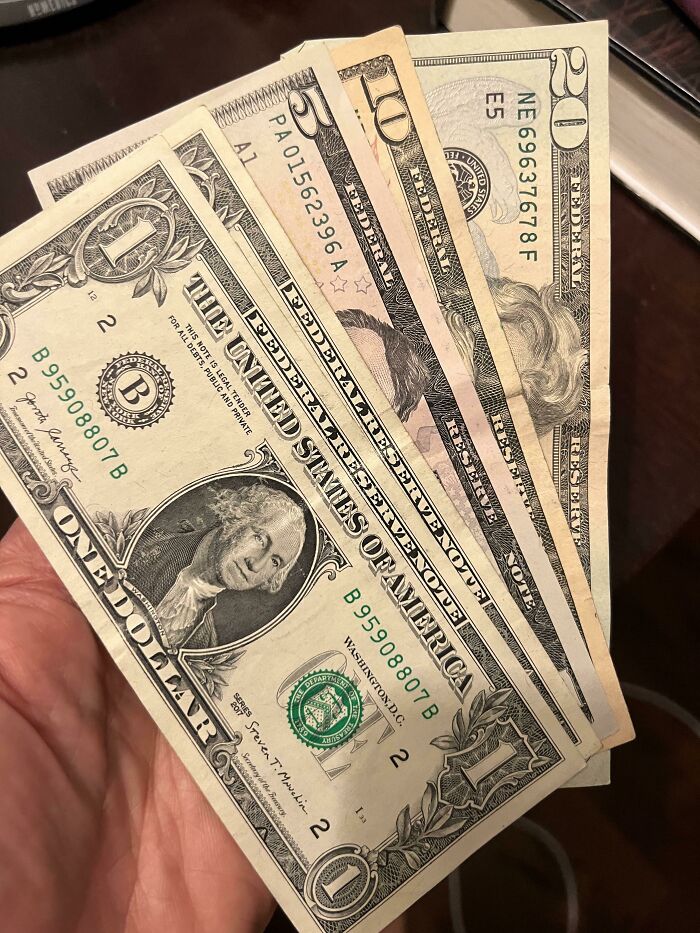 37$ de dinero puro