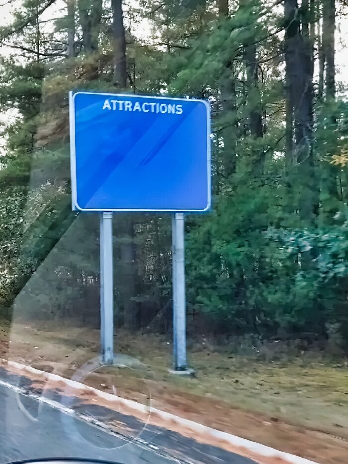 50 Times People Or Businesses Won The Funny Sign Game And Got Celebrated On Facebook