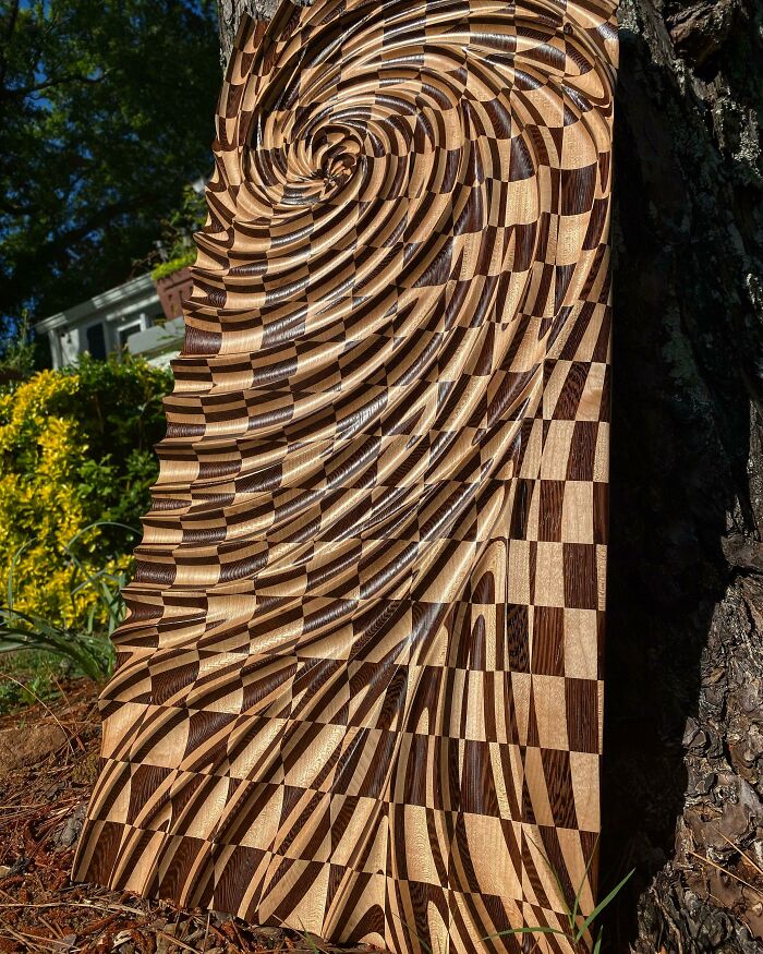 Escultura creada para recaudar fondos para la clínica cardiológica infantil