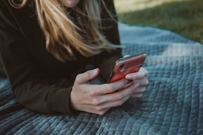 21 Tendencias de las generaciones más jóvenes que los mayores no pueden comprender
