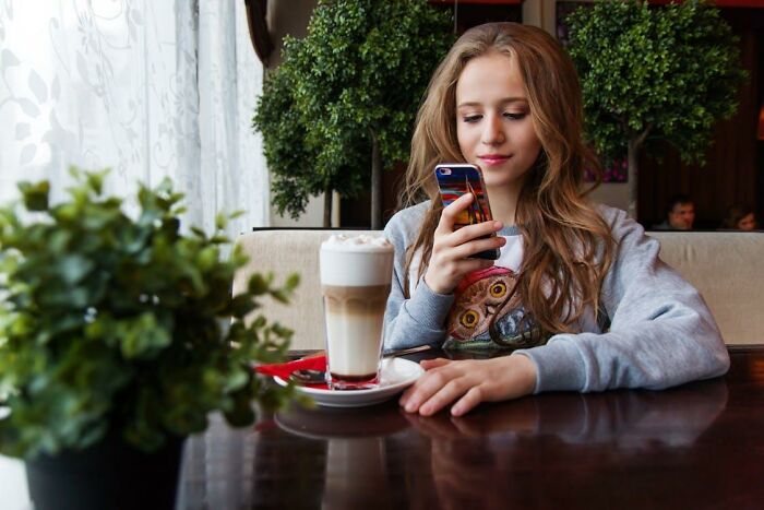 21 Tendencias de las generaciones más jóvenes que los mayores no pueden comprender