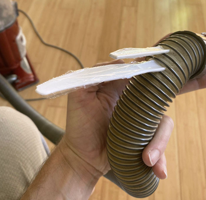 No aspiréis cubiertos de plástico