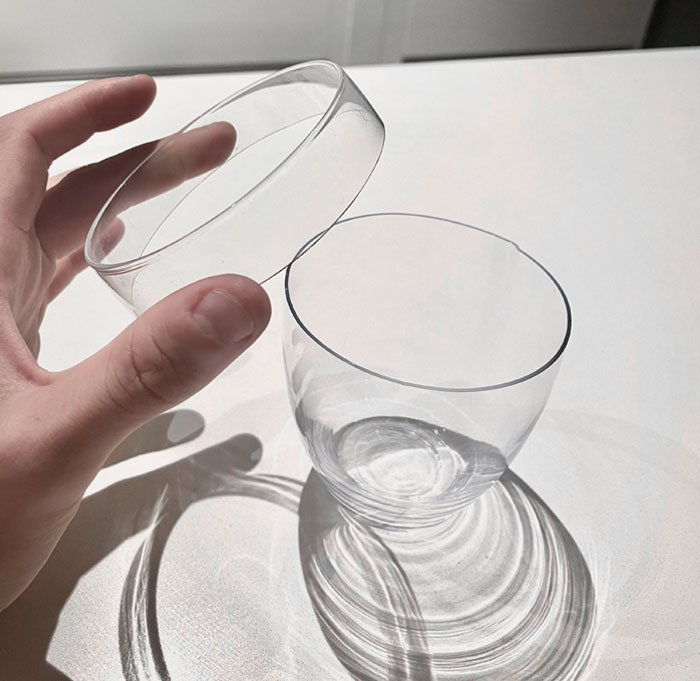 Estaba vaciando el lavaplatos y este vaso estaba roto así